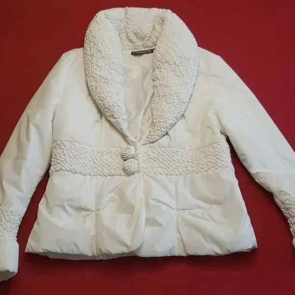 White Fashion Jacket - Picture 1 of 8